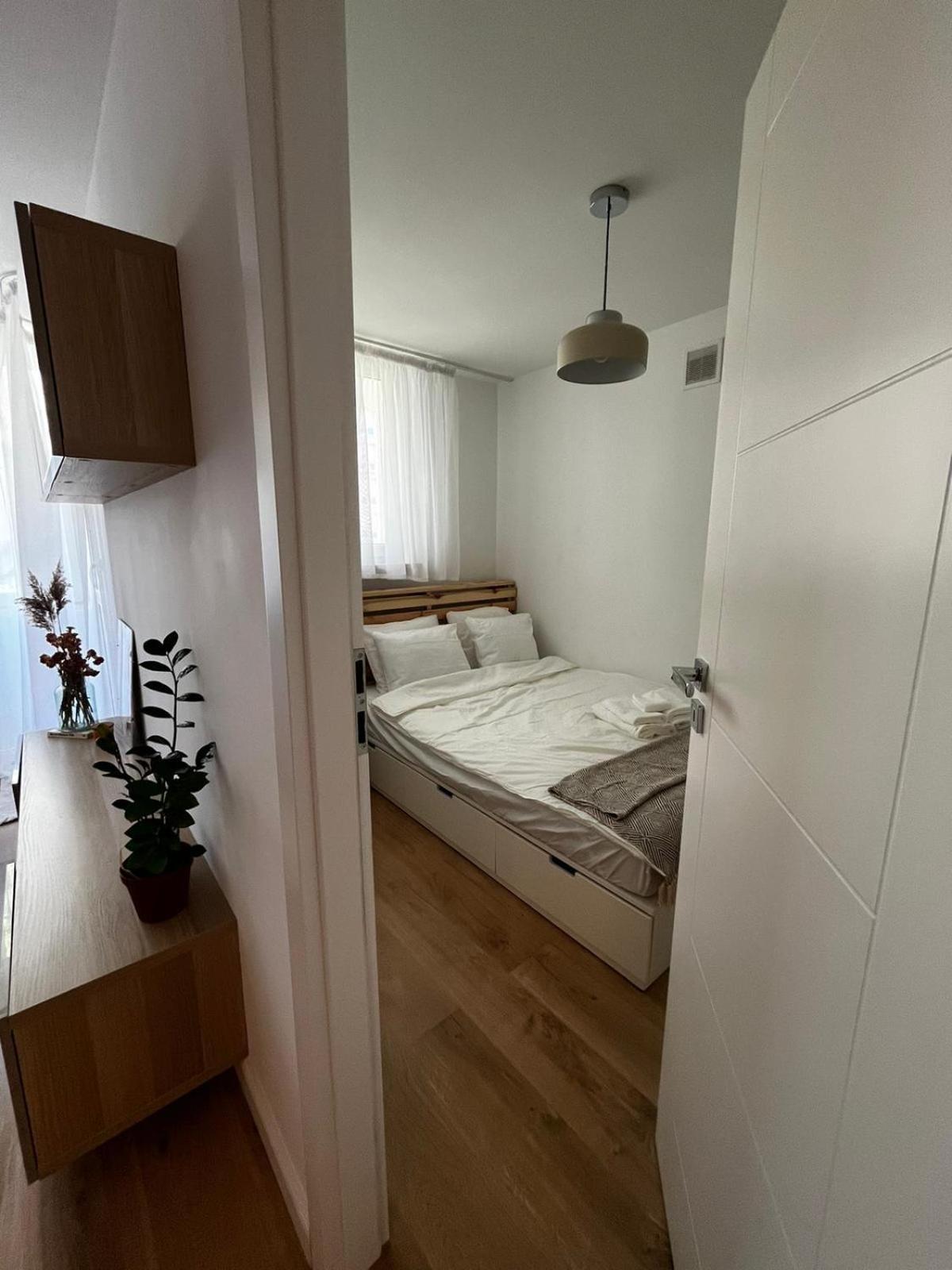 Apartament Mila - Muzeum Polin Apartment Varşovia Exterior foto